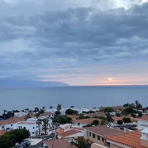 https://sunset-seaview-la-arena.in-canary-islands.com